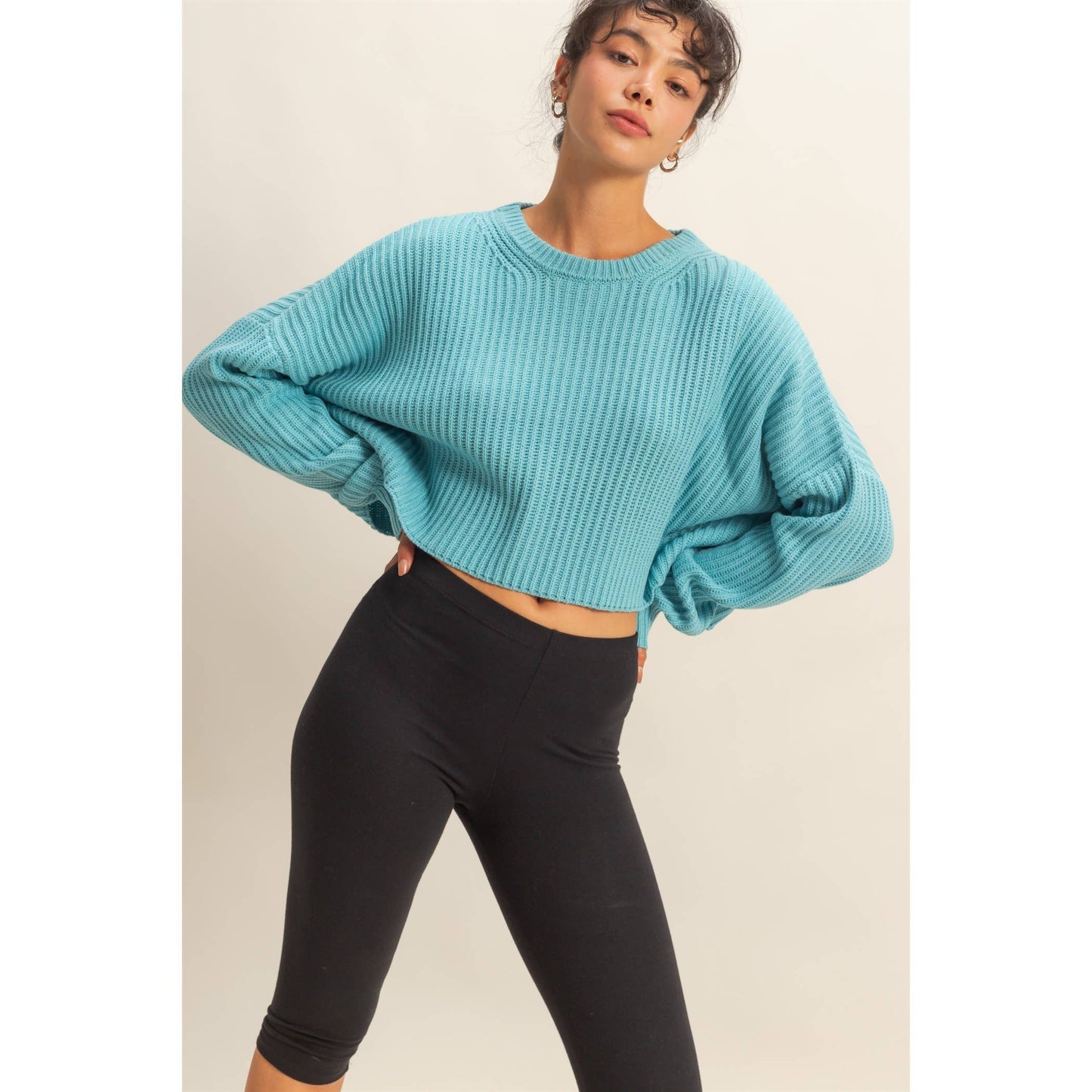 Cropped Knit Sweater With Crew Neck