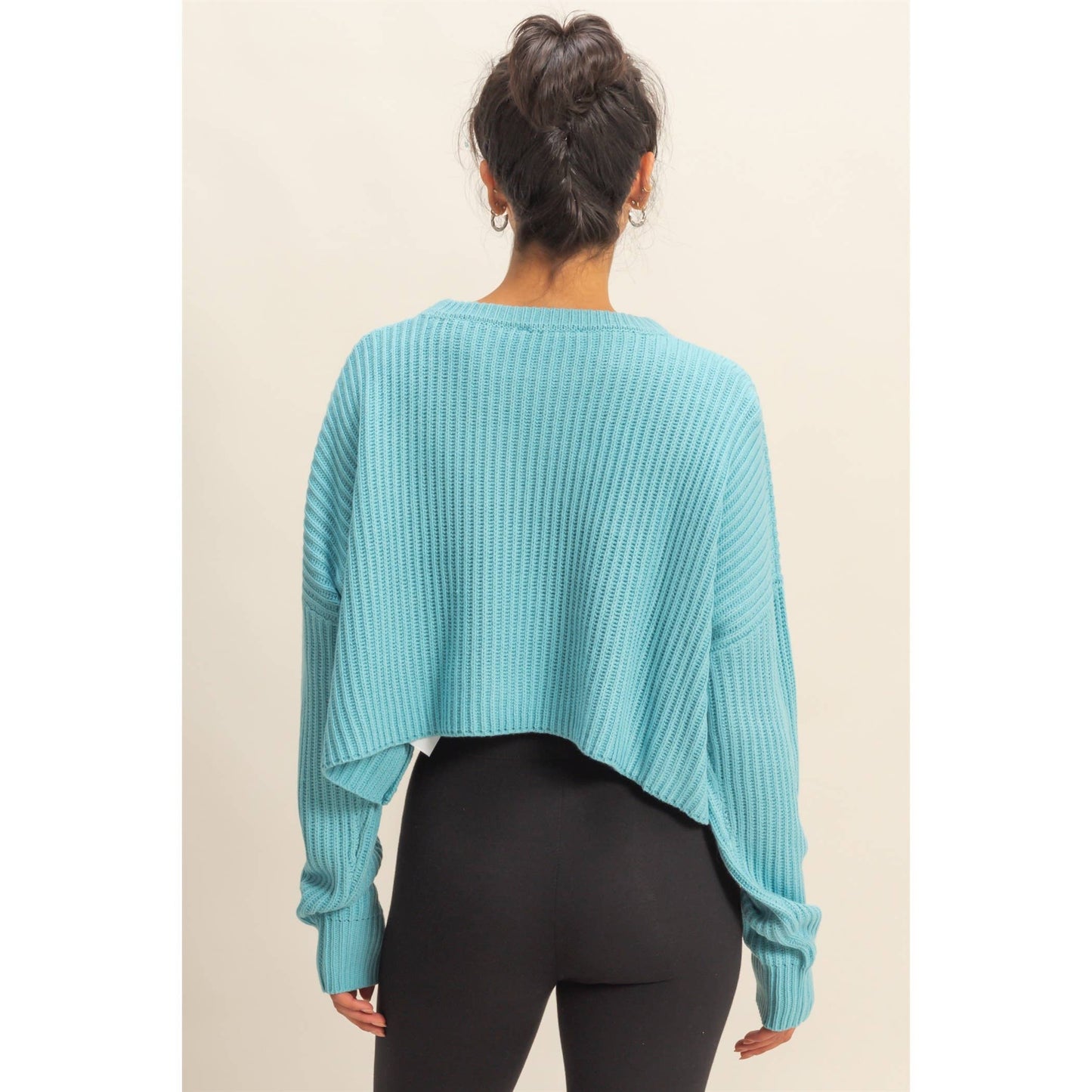 Cropped Knit Sweater With Crew Neck