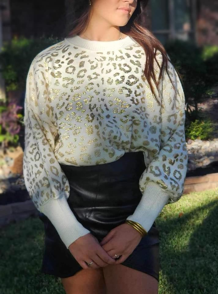 Faux leather mini skirt